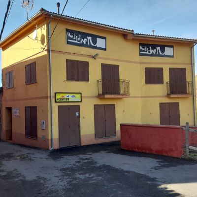 Edificio de nueva construcción Edificio de nueva construcción